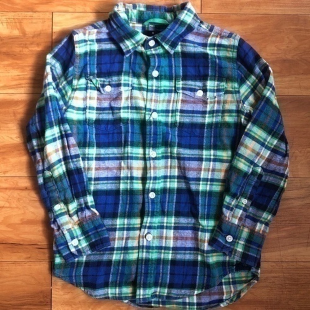 Boy’s Gap Kids Shirt sz 6-7y